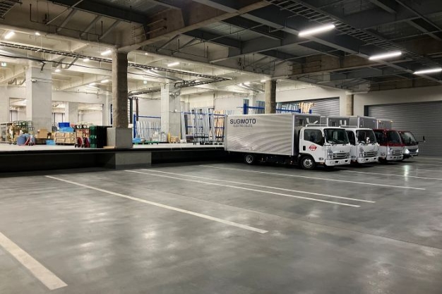 YLCトラックヤ－ド